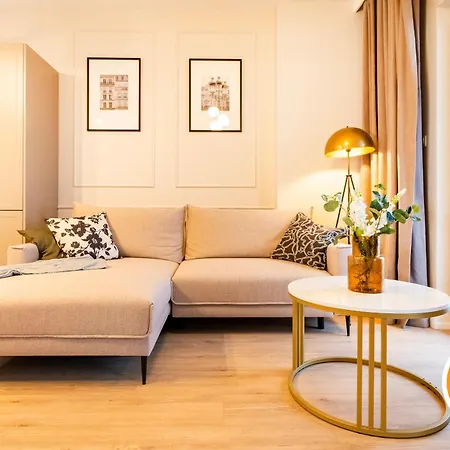 Apartamentysnu, Wola Tower Z Parkingiem Apartment Warsaw